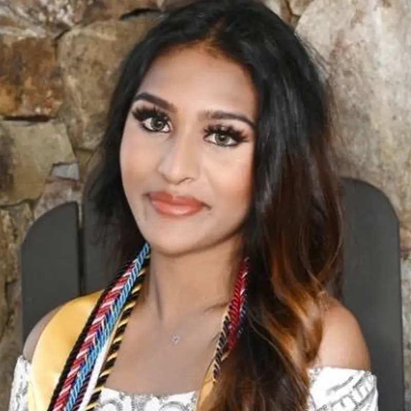 Mahreen Chowdhury headshot