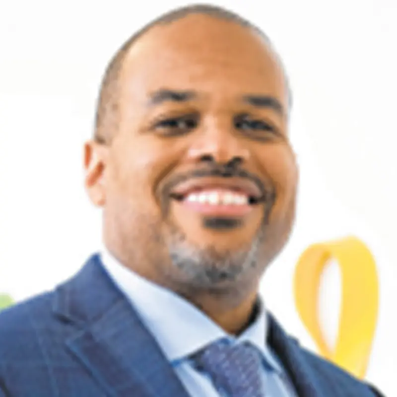 Dr. Maurice Smith headshot